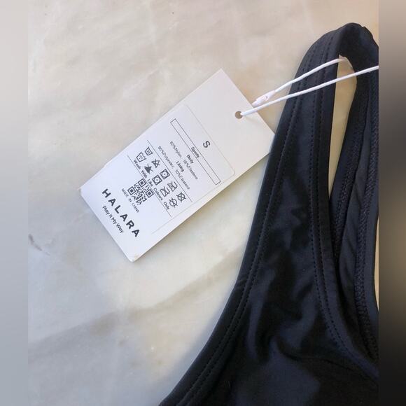 NEW halara black Solid U Neck Bikini Top Swimsuit size small - Picture 3 of 5